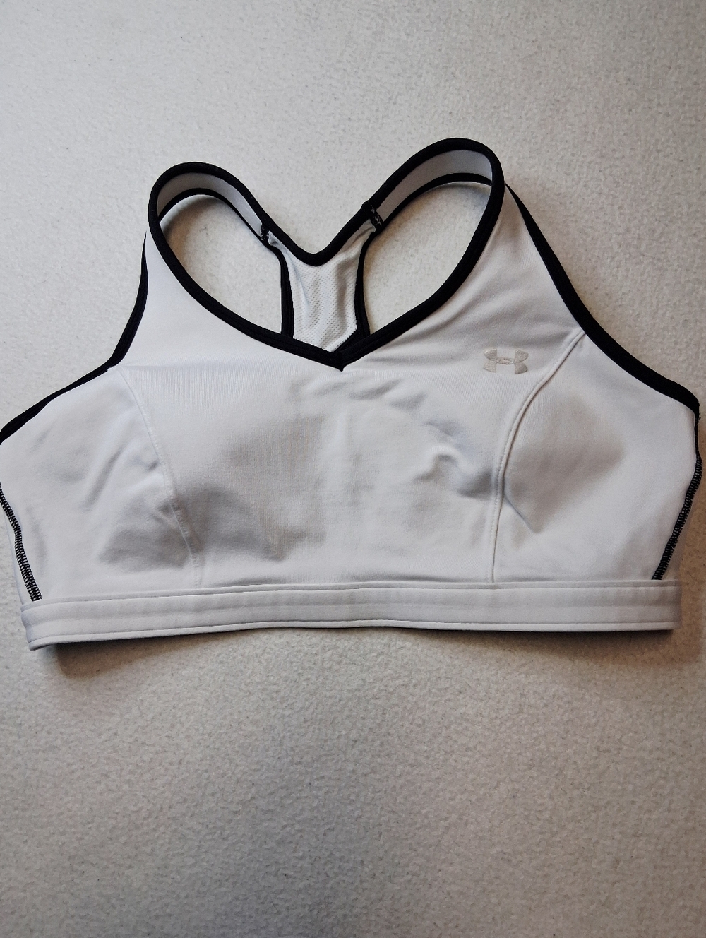 4/20$ Under Armour White & Black Racerback Sports Bra